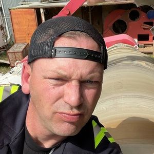 Meet your Posher, Elliot